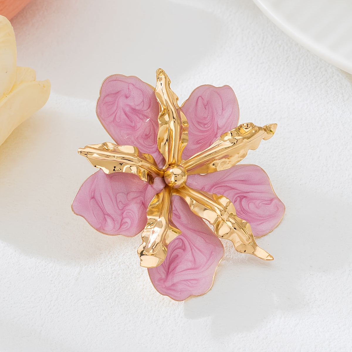 Fashionable Large Women's Floral Oil Drop Ring